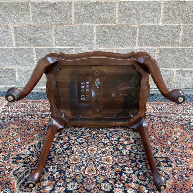 Auburn 1980s Knob Creek Traditional Queen Anne Solid Cherry Side Table With Carvings For Sale - Image 8 of 10