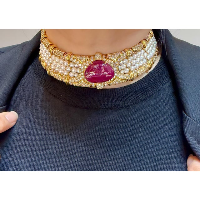 Red Vintage 45 Carat No Heat Ruby, Diamond, and Pearl Cuff Choker Necklace For Sale - Image 8 of 9