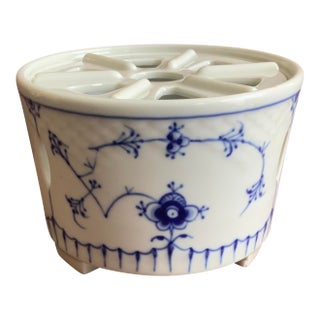 1960s Bing & Grondahl Porcelain Teapot Warmer 397 For Sale