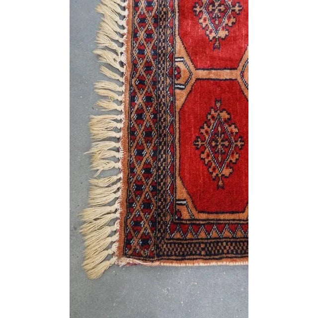 We offer this hand-knotted, square oriental decorative rug in beautiful red colors, measuring 63x61cm. Let your home shine...