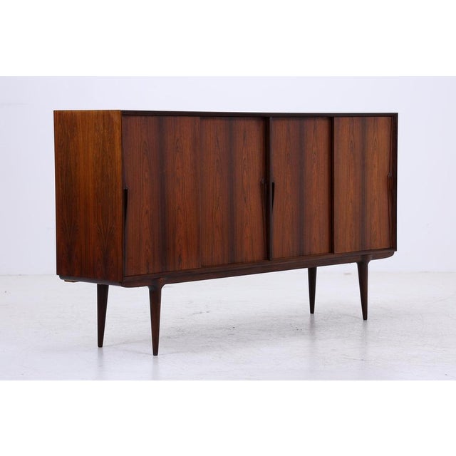 Mid-Century Model 19 Highboard in Rosewood from Omann Jun, 1960s For Sale - Image 18 of 18