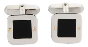 Mid 20th Century Pair of Baraka 18k White Gold Onyx Square Cufflinks
