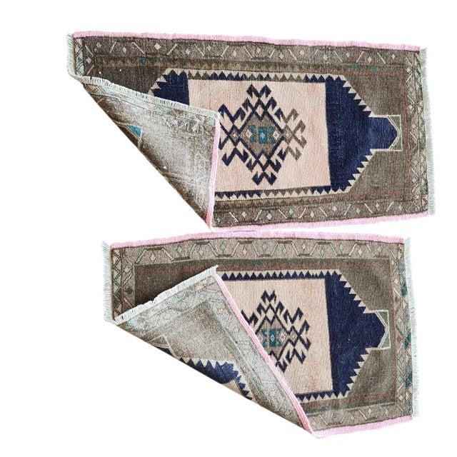 Textile 1970s OushakÙ Hand-Knotted Turkish Rug - a Pair For Sale - Image 7 of 7