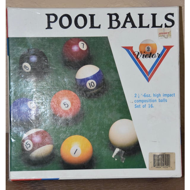 Plastic Vintage Victor Professional Complete Set 16 Bakelite Billiard Pool Balls For Sale - Image 7 of 7