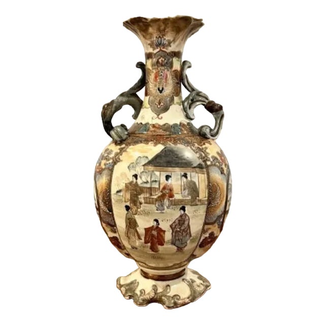 Japanese Hand Painted Satsuma Vase, 1900s For Sale