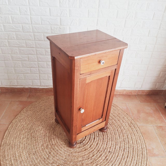 Antique Arts and Crafts Tall Nightstand in Pine, 1890s For Sale - Image 5 of 14