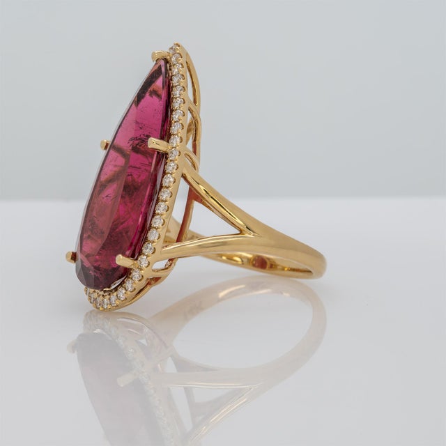2020s 12.9Ct Rubellite Tourmaline Ring With Earth Mined Diamonds Halo: Solid 14k Gold, Size 6.75 For Sale - Image 5 of 8