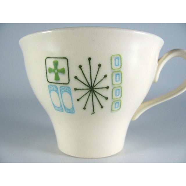 1960s Taylor Smith & Taylor Jamaica Bay Atomic Space Age Sputnik Starburst Service for 8 Dinnerware - 64 Piece Set For Sale - Image 11 of 12