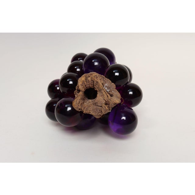 1960s Mid-Century Modern Purple Lucite Acrylic and Driftwood Grape Cluster Centerpiece For Sale - Image 5 of 14