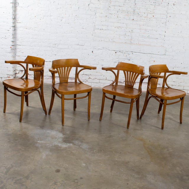 Coffee Late 19th Century Bauhaus Beech Bentwood Thonet Style Fan Back Captains Armchairs Set of 4 For Sale - Image 8 of 18