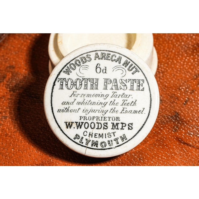 Victorian Wonderful Woods Areca Nut Antique Porcelain Lidded Pot Jar Advertising Toothpaste Bathroom Vanity Home Decor For Sale - Image 3 of 8