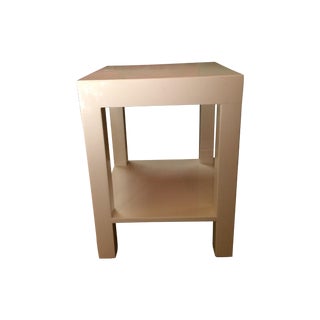 White Lacquer Lamp Table For Sale