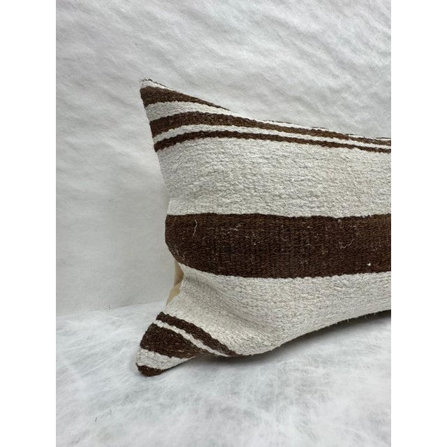 Turkish Hemp Pillow Cushion Natural Ivory Brown Pillow Cushion Cover 16" x 24" For Sale - Image 4 of 4