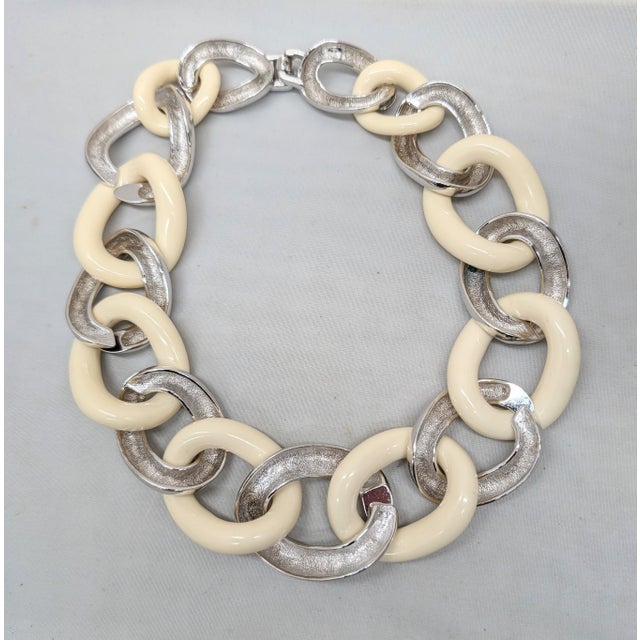 Silver Vintage 1980s Signed Givenchy Rhodium & Ivory Enamel Link Collar Necklace For Sale - Image 8 of 8
