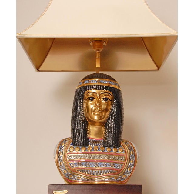 Italian Table Lamps Capodimonte Porcelain King Tut and Cleopatra Gold Lamps - A Pair For Sale - Image 10 of 17