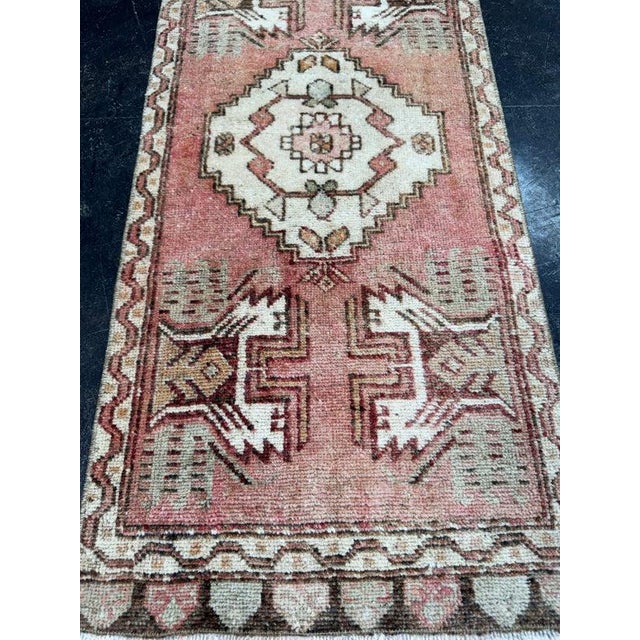Contemporary Turkish Yastik Rug 1'6" x 3'4" For Sale - Image 3 of 5