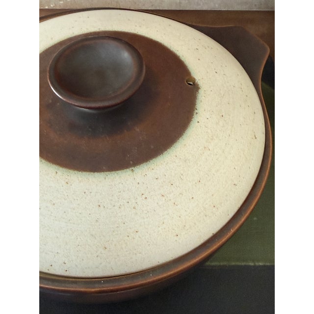 Coffee 1960s Denby Langley England Stoneware Brown and Cream Pottery Lidded Casserole For Sale - Image 8 of 11