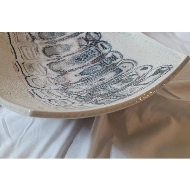 Modernist Style Footed Bowl by Hawaiin Ceramicist Jennifer Owen. From about the late 80s to 90s era. Features an abstract...