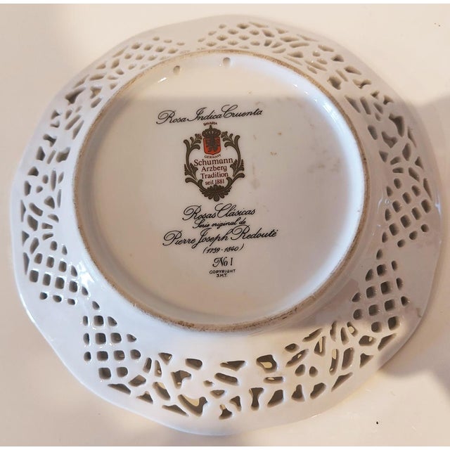 Antique Plate Classic Roses No 1 by Pierre Joseph Redouté for Schumann, 1960s For Sale - Image 3 of 9
