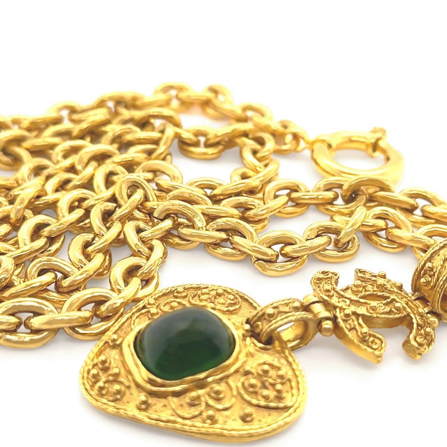 Chanel Chanel Gp Vintage Gripoix CC Heart Brooch Necklace 90cm For Sale - Image 4 of 8