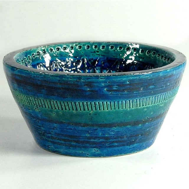 1970s Italian Rimini Blue Ceramic Bowl by Aldo Londi for Bitossi, 1970s For Sale - Image 5 of 8