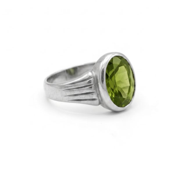 Peridot Oval Cut Signet Ring, Men's Statement Ring Us 7 For Sale - Image 4 of 5