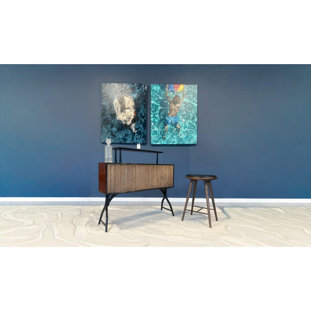 A sculptural expression of Brazilian Modern refinement, this 1950s bar balances architectural clarity with sensual...
