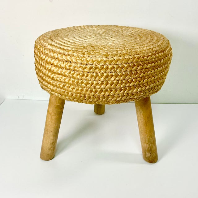 Hollywood Regency Mid-Century Boho Chic Coastal Hollywood Regency Woven Jute 3-Leg Low Stool. For Sale - Image 3 of 11