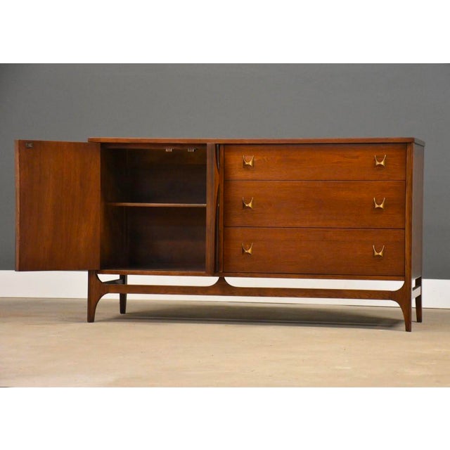 1960s 1960s Refinished Broyhill Brasilia 54” Walnut Dresser Credenza For Sale - Image 5 of 11