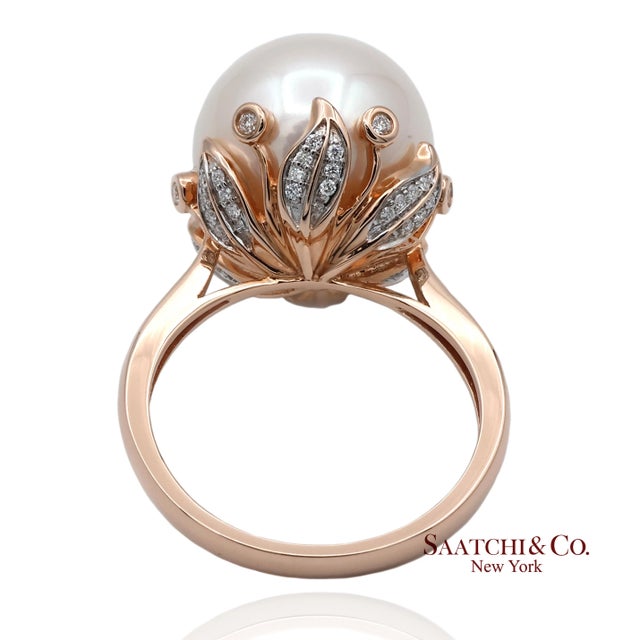 14k (585) Rose Gold Natural Brilliant Diamond and White Pearl Ring, Size 8 For Sale - Image 4 of 10