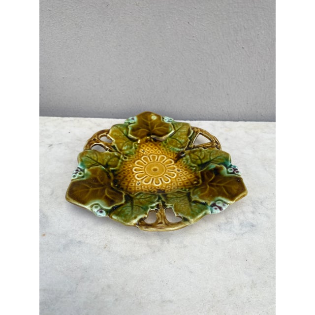 French Majolica dish reticulated leaf, Circa 1890.