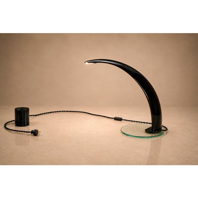 Brazilian Modern "Sonata 3759" Table Lamp in Enameled Metal and Glass, Enrico Furio Dominici, 1970 For Sale - Image 4 of 16
