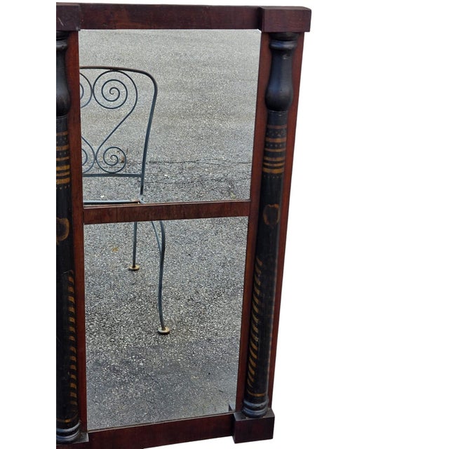19th Century American Federal Walnut Hand Painted Shaving Mirror. For Sale In Philadelphia - Image 6 of 13