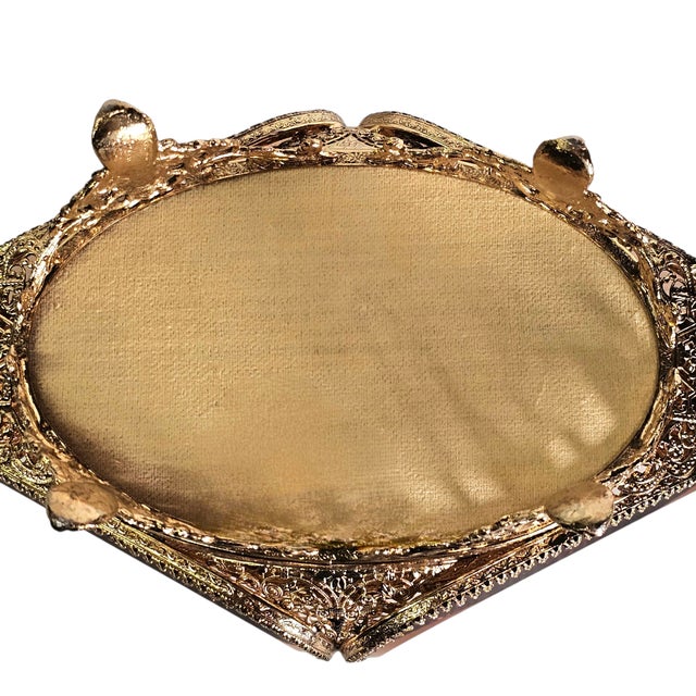 Ormolu Gold Filigree Beveled Glass Jewelry Casket With Lily of the Valley Detail, Mid 20th Century For Sale - Image 4 of 18