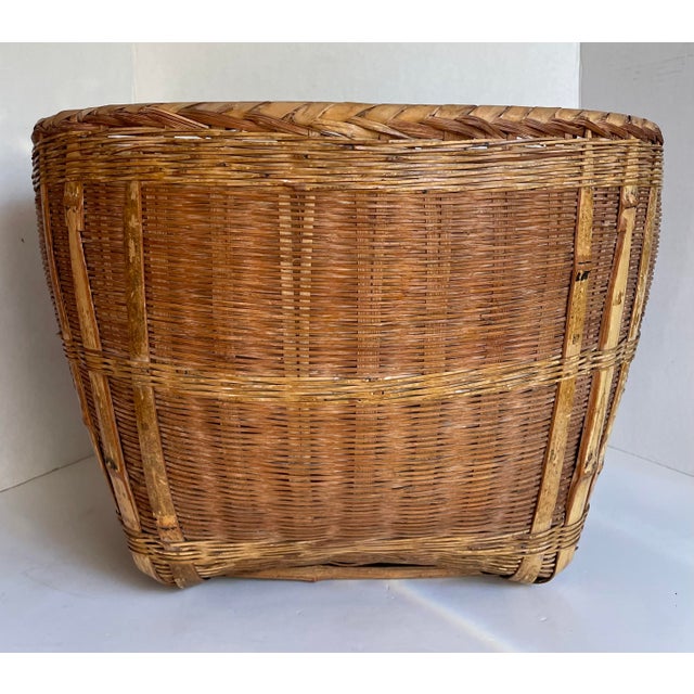 Brown 1960's Asian Wicker and Bamboo Basket Made in the People's Republic of China For Sale - Image 8 of 12