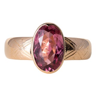 Vintage Finnish 1.80 Carat Pink Oval Gemstone Tourmaline Bezel Rose Gold Ring, Size 7.75 For Sale