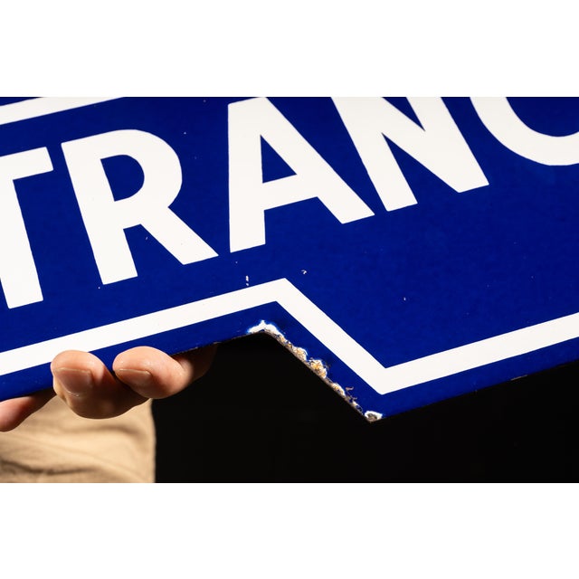 1960s Double-Sided Porcelain "Service Entrance" Arrow Sign For Sale In Chicago - Image 6 of 15