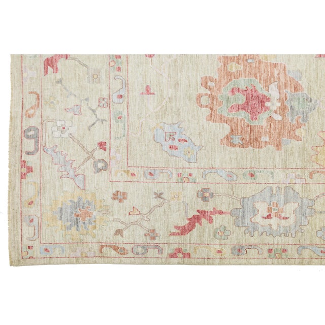 2020s Hand-Knotted Modern Oushak Style Wool Rug – Muted Pastel Floral Transitional For Sale - Image 5 of 11