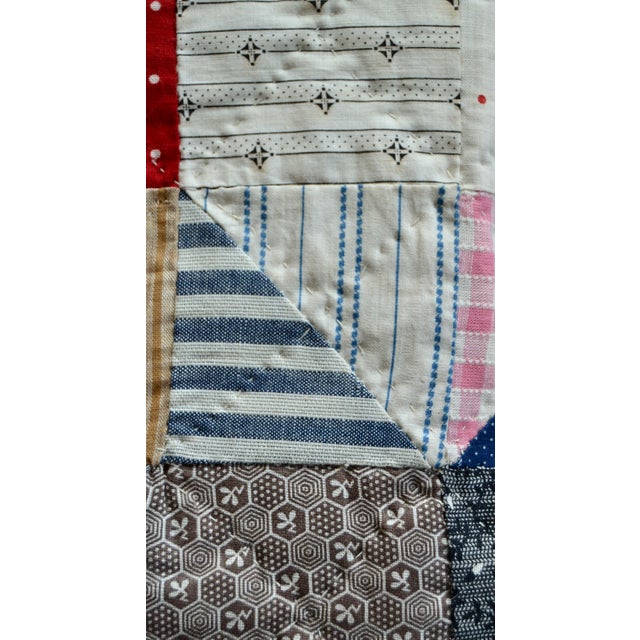 1910s ”Trip Around the World” Antique Quilt - For Sale - Image 14 of 16