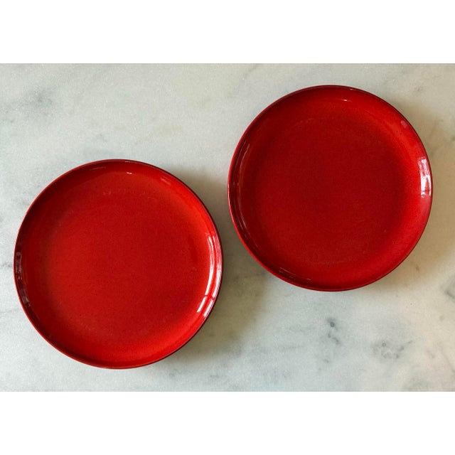 Mid 20th Century Set of 7 Red Gerz West Germany Pottery Dinner Plates For Sale - Image 5 of 9
