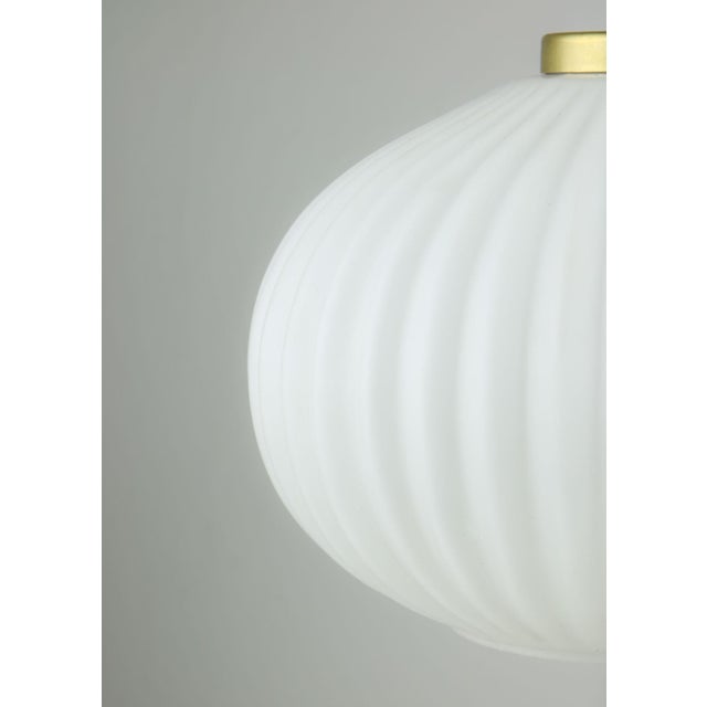 Mid-Century Brass & Glass Table Lamp For Sale - Image 4 of 15