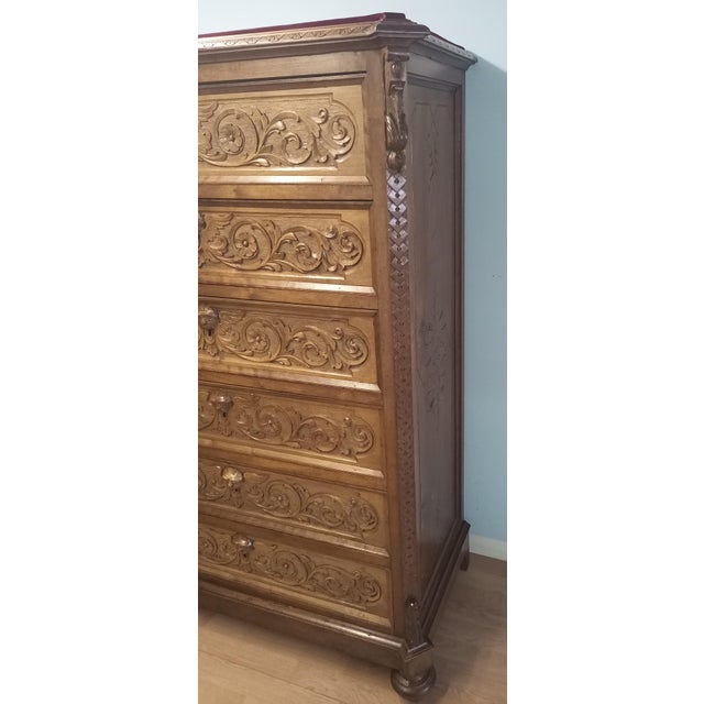 Wood Antique Italian Chest of Drawers in Carved Nutwood with Velvet Top, 1890s For Sale - Image 7 of 18