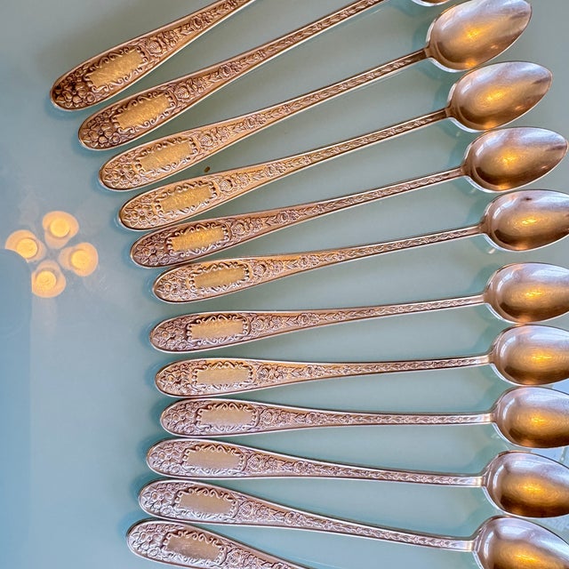 1930s Art Deco Silverplate Ice Tea Spoons (12 Pc), Mildred Pattern Pristine For Sale - Image 4 of 18