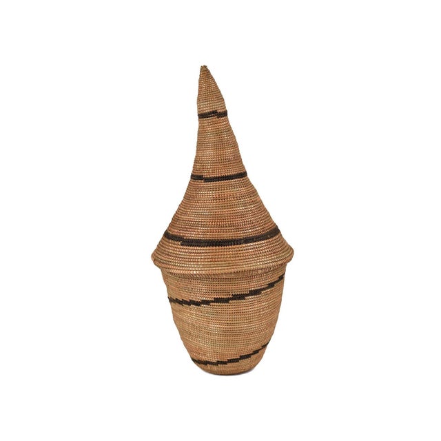 Early 20th Century Tutsi Basket with Lid Rwanda For Sale