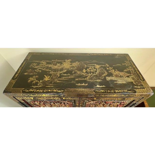 Qing Dynasty Chinese Inlaid Cabinet, 1890s For Sale - Image 3 of 6