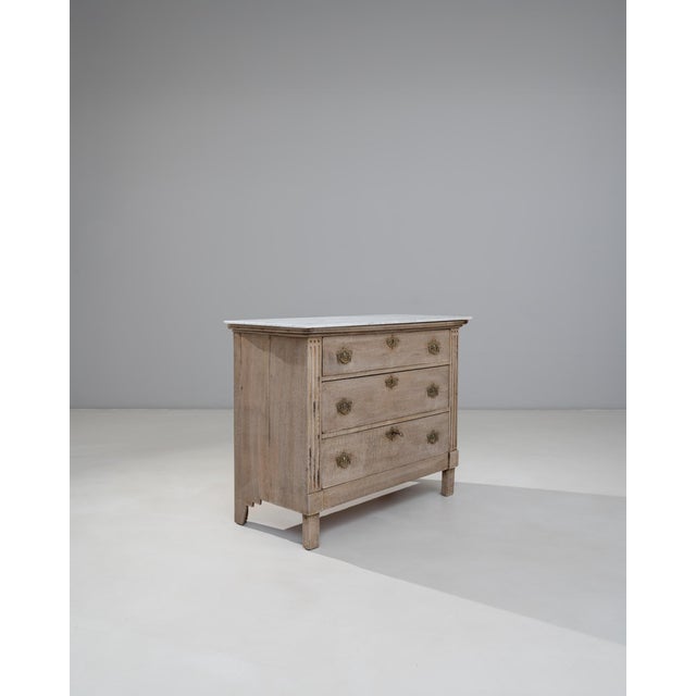 19th Century French Louis XVI Oak Chest of Drawers With Marble Top For Sale - Image 10 of 18