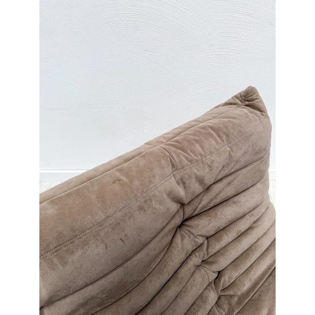 Vintage Alcantara Togo 2-Seater by Michel Ducaroy for Ligne Roset, 1990s For Sale - Image 13 of 18
