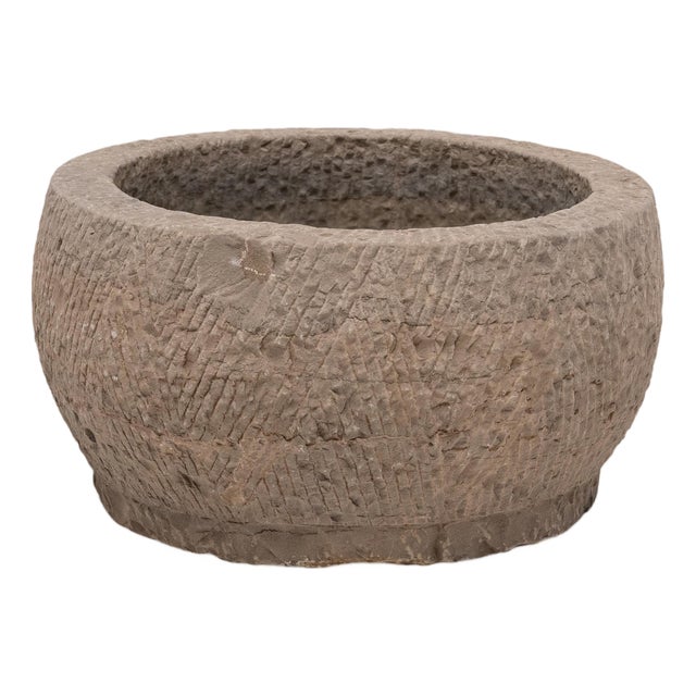 Antique Chinese Furrowed Stone Basin, 19th Century For Sale