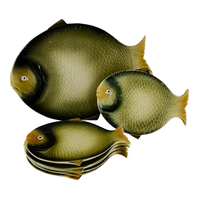 Italian Mid-Century Majolica Fish Service- Set of 7 For Sale