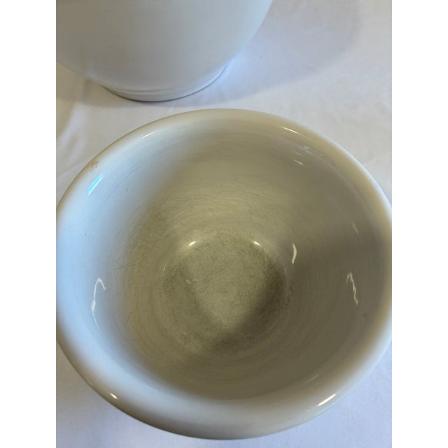 Vintage White Stoneware Nesting Mixing Bowls, Set of 3 For Sale In Oklahoma City - Image 6 of 9